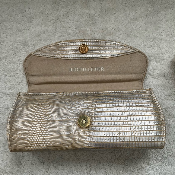 EUVC Judith Leiber Gold/Silver Croc Skin Leather & Crystal Glass Case/Clutch. - Picture 4 of 9